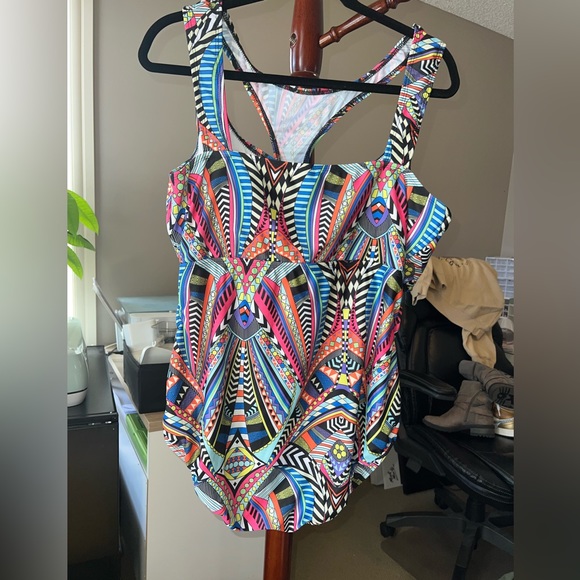 Monif C sz 22w cutout bathing suit - Picture 5 of 5